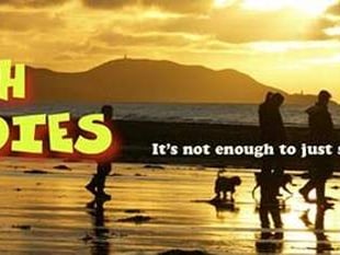 Beach Buddies holds all-day beach clean
