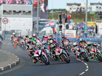 Hickman wins Superstock thriller at NW200