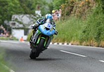 TT 2018: Harrison wins Supersport race two