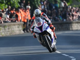 TT 2018: Hickman leads Thursday's qualifying