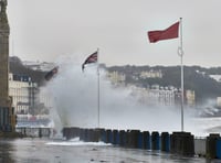 Watch as waves crash over Douglas Promenade amid blustery conditions