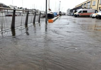 Harbour flooding warning