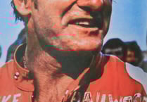 TT fan's pictures to be in Mike's biography