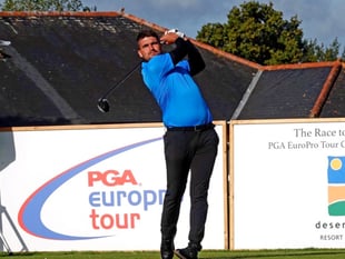 Eagle-eyed Gandy remains in contention