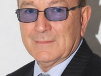 Tributes to three ex-politicians