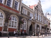 Drunk man told Isle of Man Police he would 'walk or crawl home'