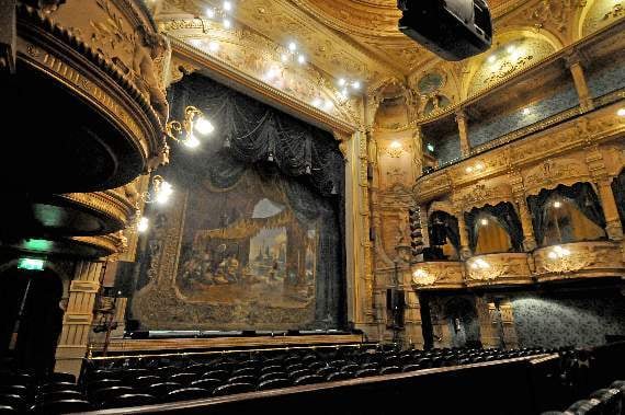 Young theatre-goers given chance to star in upcoming Christmas Panto