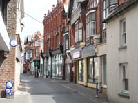 Police issue update on large fight seen by 'numerous people'