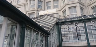 Teen held after £11,700 worth of cocaine found in hotel room