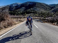 Cav hit by late puncture in Almeria race