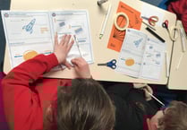 Manx Family Library: Kids reach for the stars