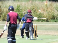 Crosby and Peel/St John's both win ahead of showdown