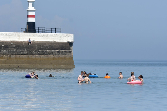 Final bathing water tests of 2025 show mixed results at Isle of Man beaches
