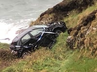 R plate driver who drove off a cliff on Marine Drive is punished