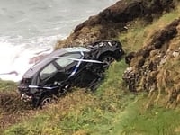 R plate driver who drove off a cliff on Marine Drive is punished