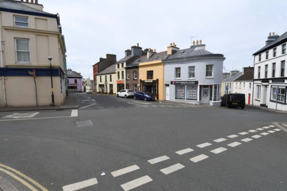 Man denies assault on woman
