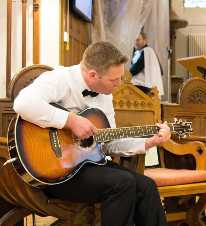 Full list of gigs, karaokes and discos in the Isle of Man this weekend