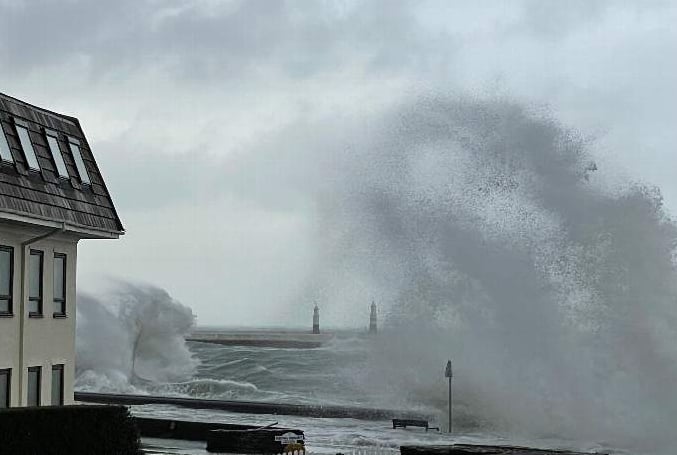 Queen's Promenade in Ramsey when previous coastal overtopping has occured