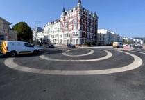 Drivers are still confused by Douglas promenade's roundels