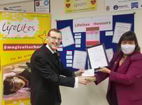 Freemasons' donation to children's hospice