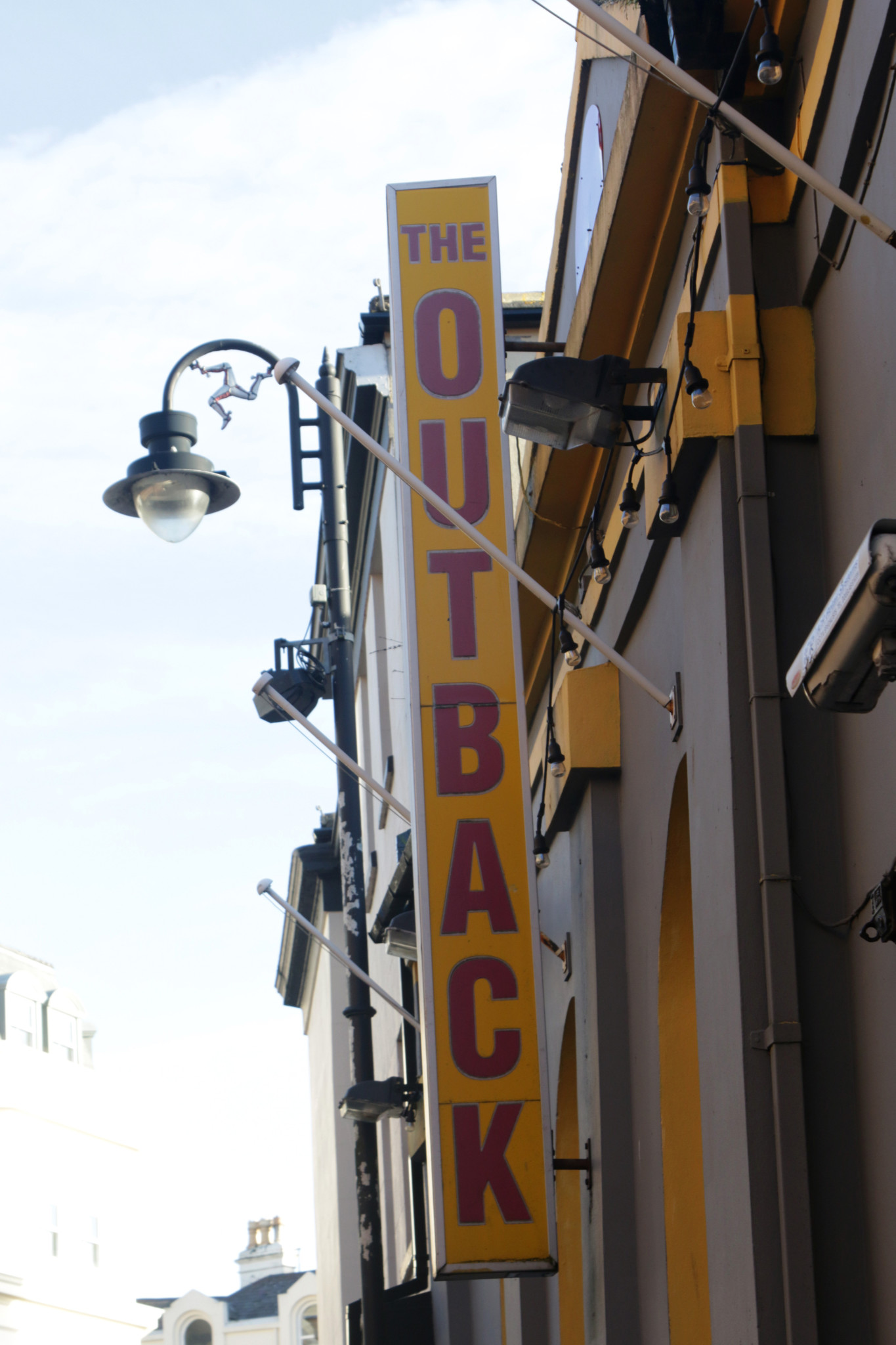 Man admits assaulting three women at island nightclub