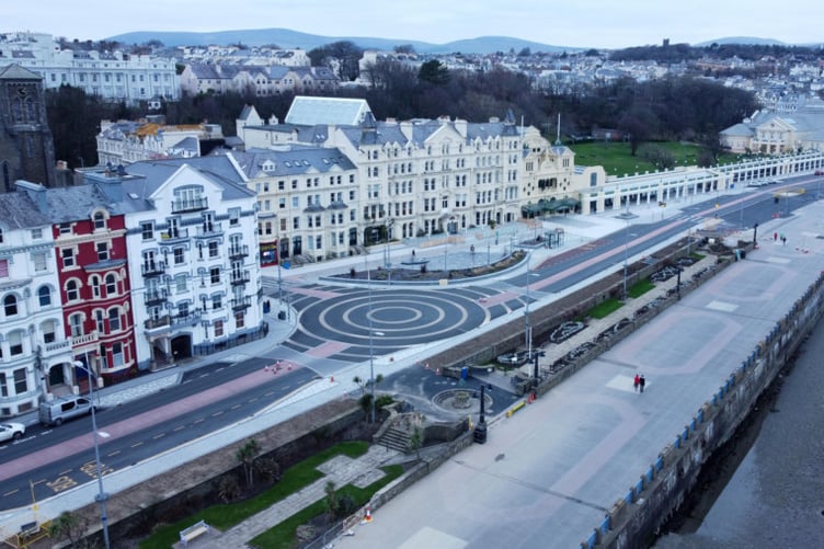 Aerial photograph of Douglas Promenade. Photograph by Callum Staley (Aerial Mann Multimedia)