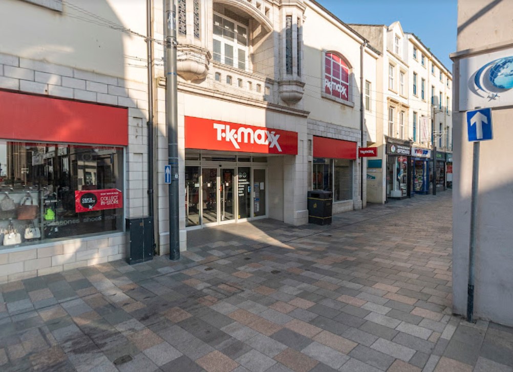 Man fined £75 for being drunk outside TK Maxx