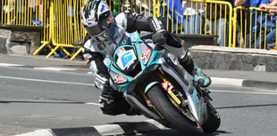 TT 2022: Michael Dunlop completes Supersport double 