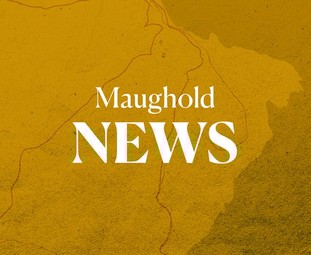 Section of footpath closed due to poor condition