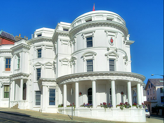 wedding cake building