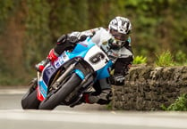 Manx Grand Prix: Michael Dunlop laps at over 125mph