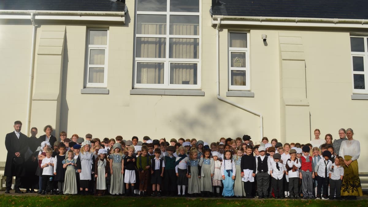 Kewaigue School celebrates 130th anniversary iomtoday.co.im