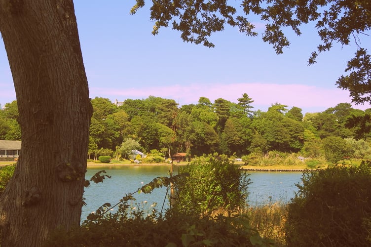 Sunny day in Mooragh Park