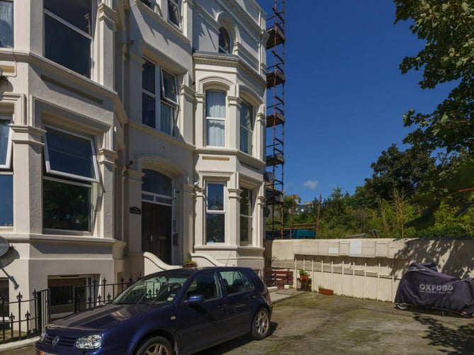 iom rental views 
