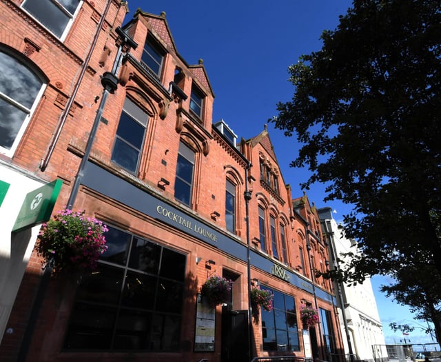 Customer who assaulted a bouncer is jailed