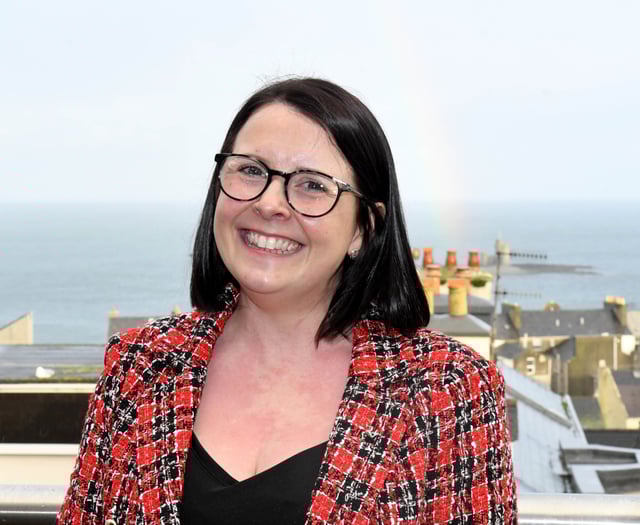 MHK’s speech will be entitled ‘Pantomime or Parliament’