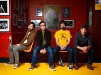 Bluetones frontman to be joined by band's guitarist for island concert