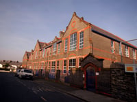 Plan to build new school on site of old school is ditched