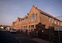 Plan to build new school on site of old school is ditched