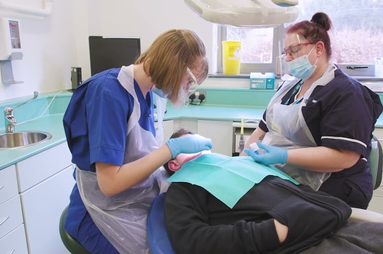Dentist surgery