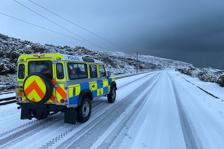 Snowy Groudle coast road