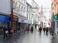 Up to '30 witnesses' saw fight unfold in broad daylight on street