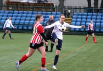 Corinthans and Peel into women's Floodlit Cup final