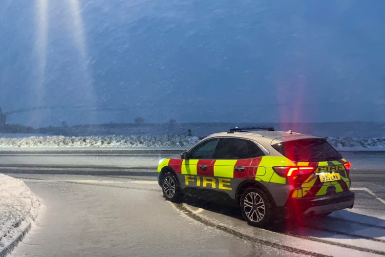 Snow is beginning to stick at lower levels