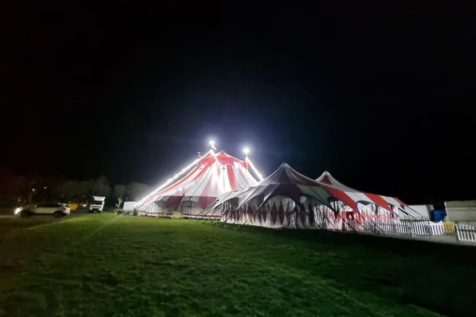 Gandey's Circus at night