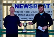 Father and son ‘scoop’ Newsbeat pairs bowls comp