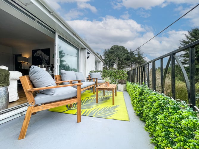 eairy house