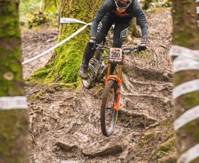 Batty’s Manx empire strikes back in downhill series