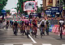 Cav just misses out on victory at Giro d’Italia
