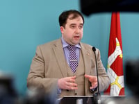 Holidaymakers urged to be alert to methanol risks